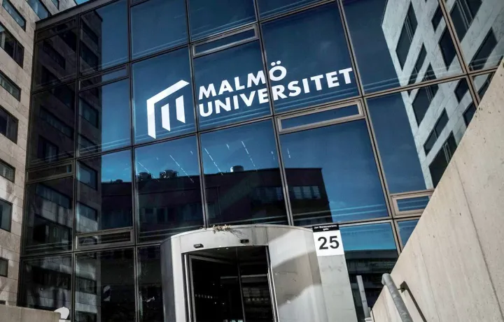 Entrance to Malmö University